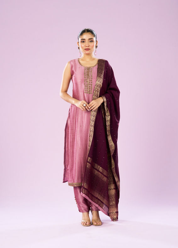 Mohey Women Dusty Pink Elegance Straight Suit