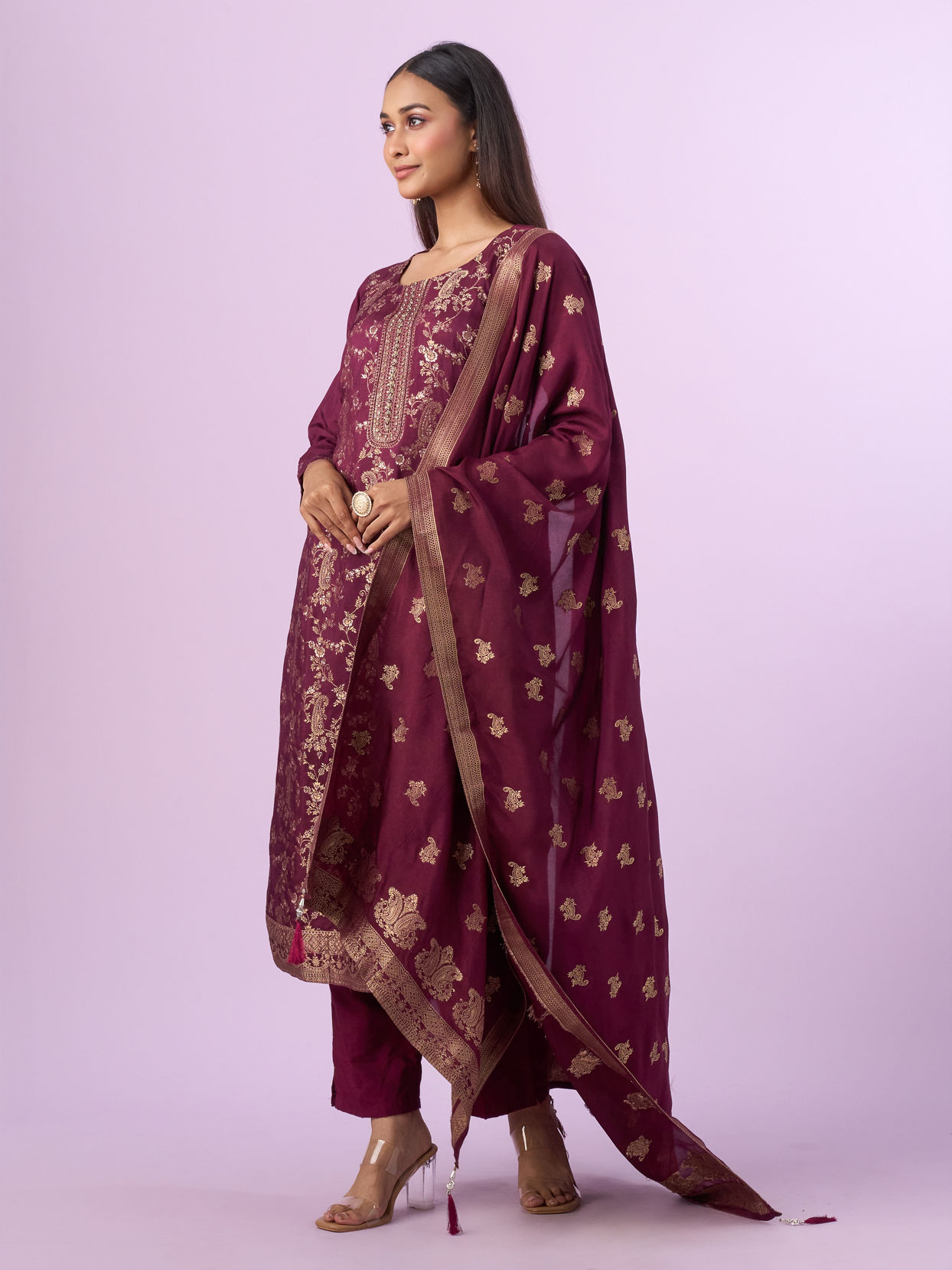 Mohey Women Graceful Wine Straight Suit