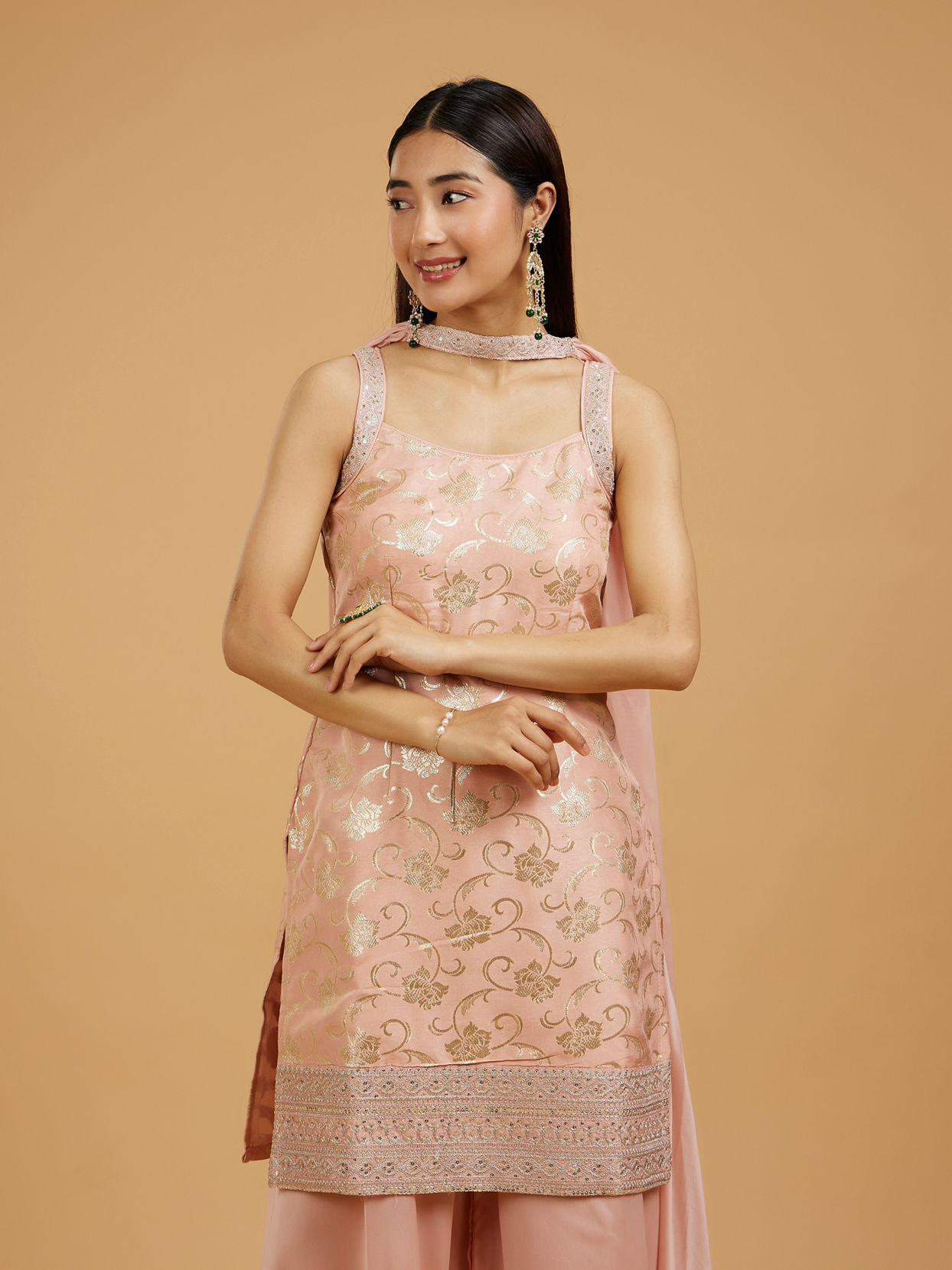 Mohey Women Elegant Peach Palazzo Suit