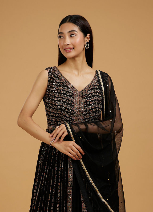 Mohey Women Enchanting Black Anarkali Suit