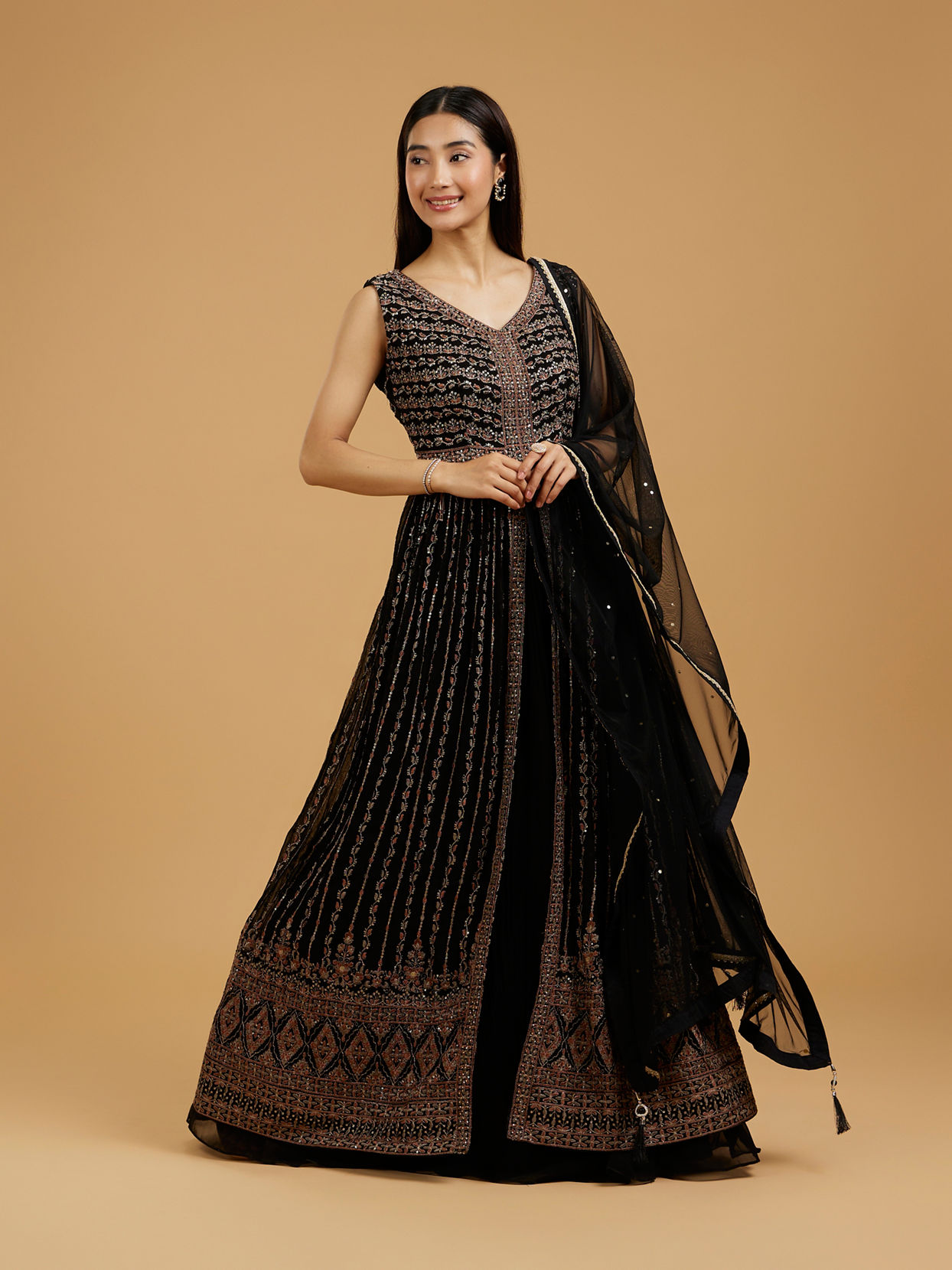 Mohey Women Enchanting Black Anarkali Suit