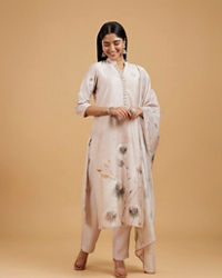 Mohey Women Enchanting Beige Straight Suit