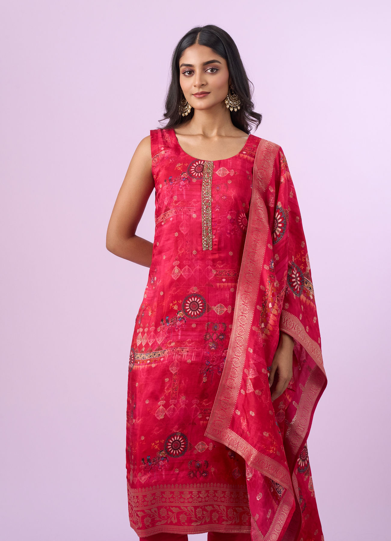 Mohey Women Elegant Rani Pink Stitched Suit
