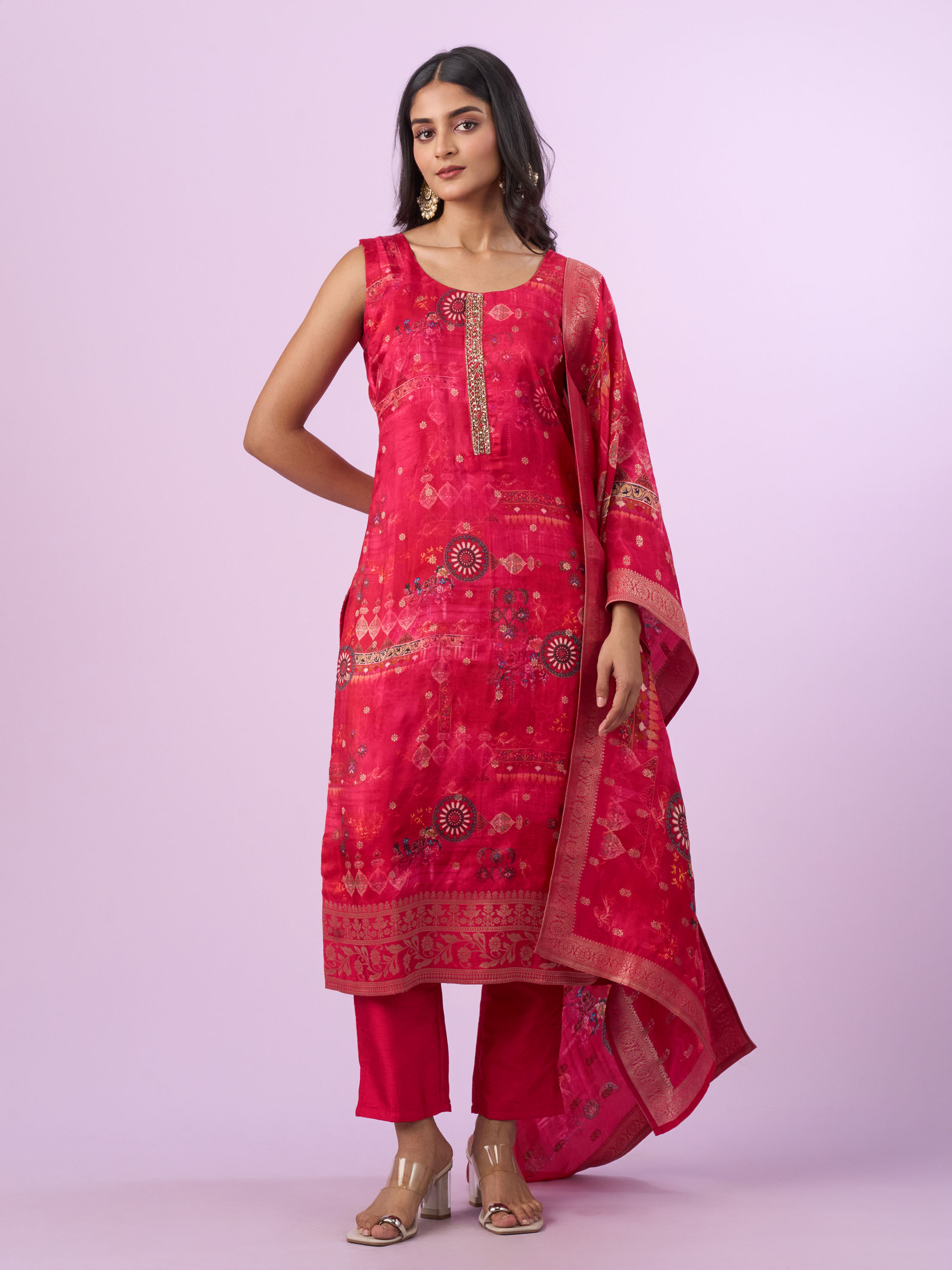 Mohey Women Elegant Rani Pink Stitched Suit