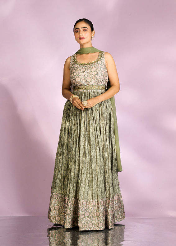 Mohey Women Emerald Green Enchantment Anarkali Suit