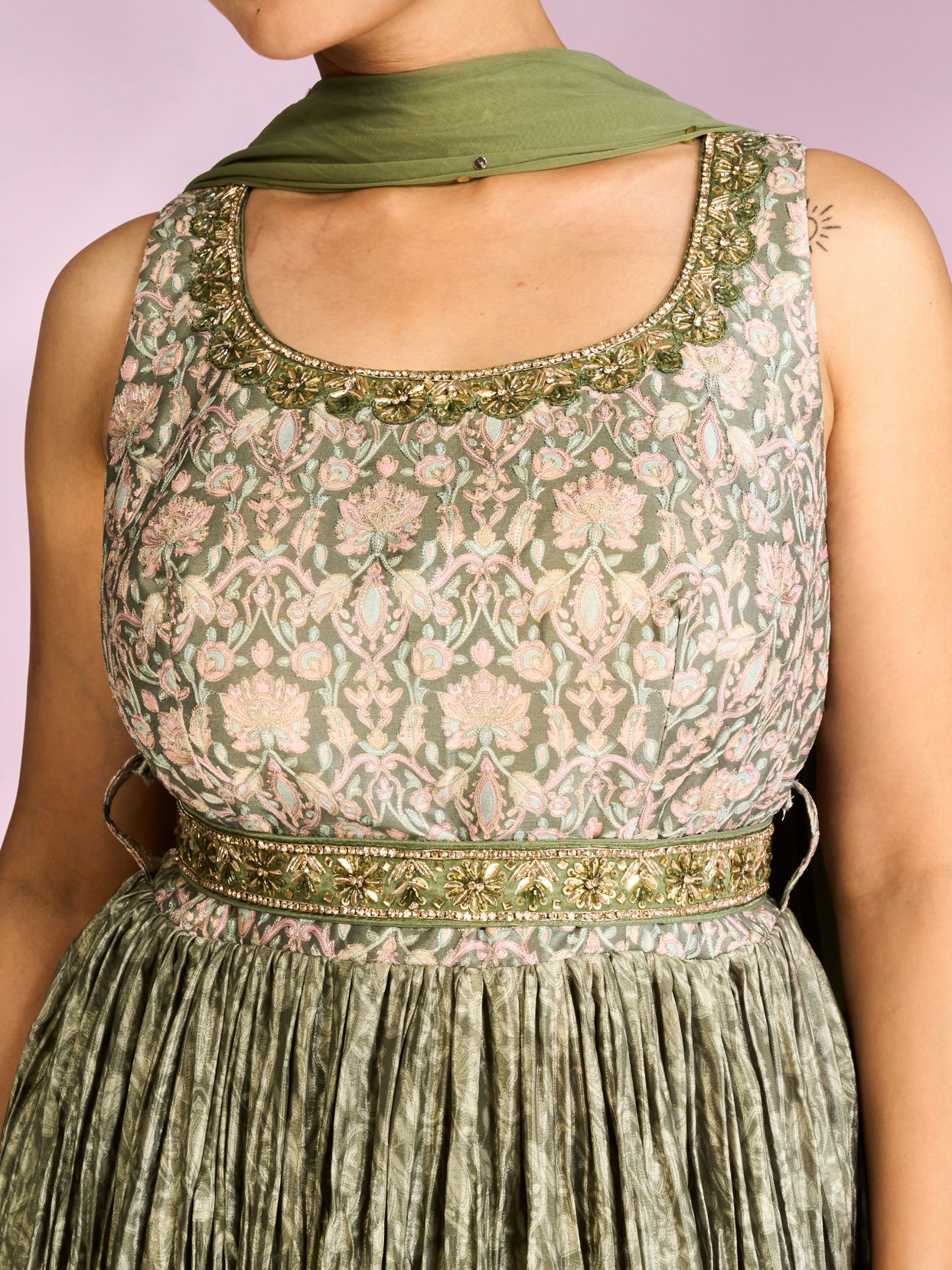 Mohey Women Emerald Green Enchantment Anarkali Suit