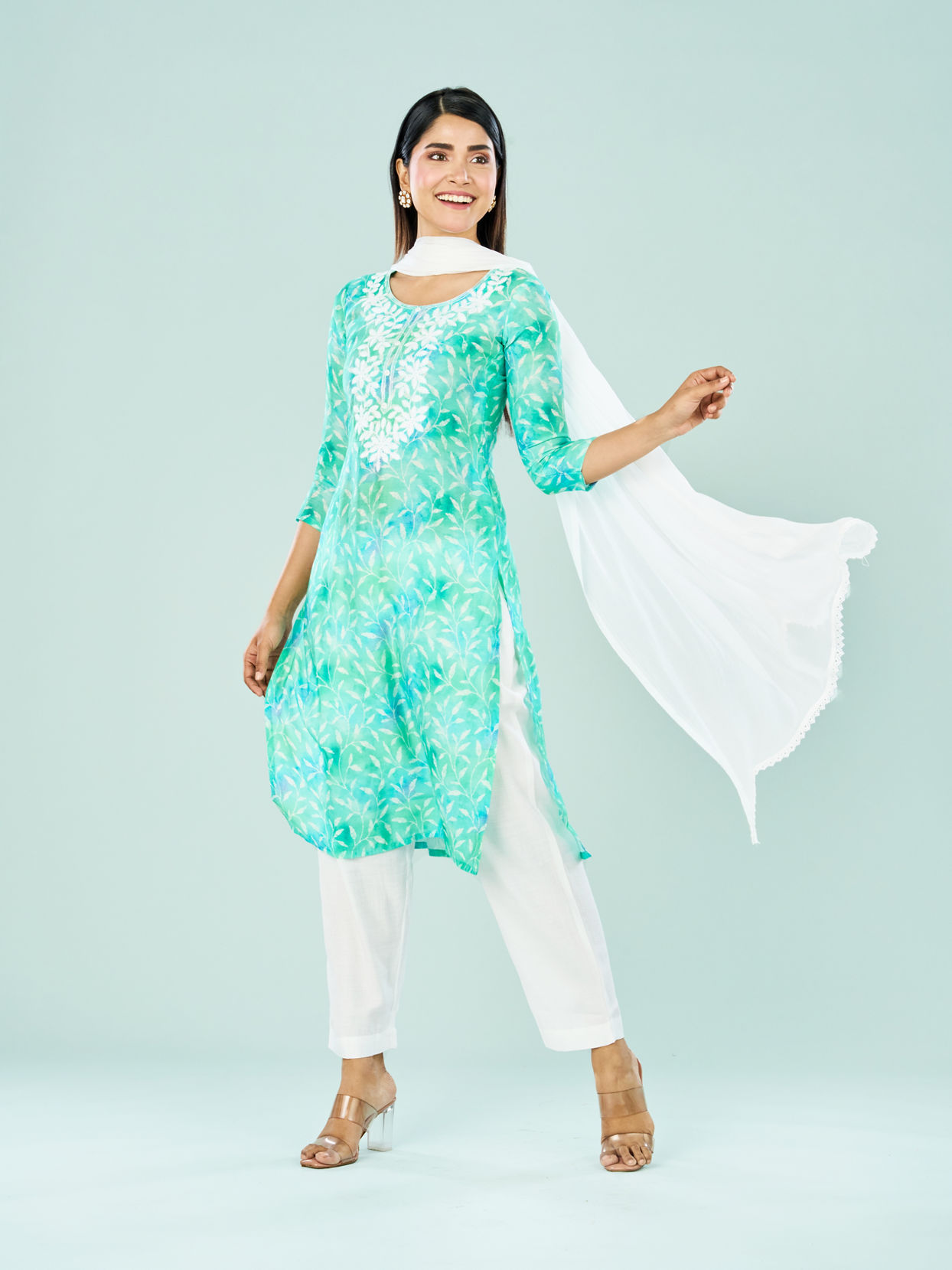 Mohey Women Ravishing Rama Green Straight Suit