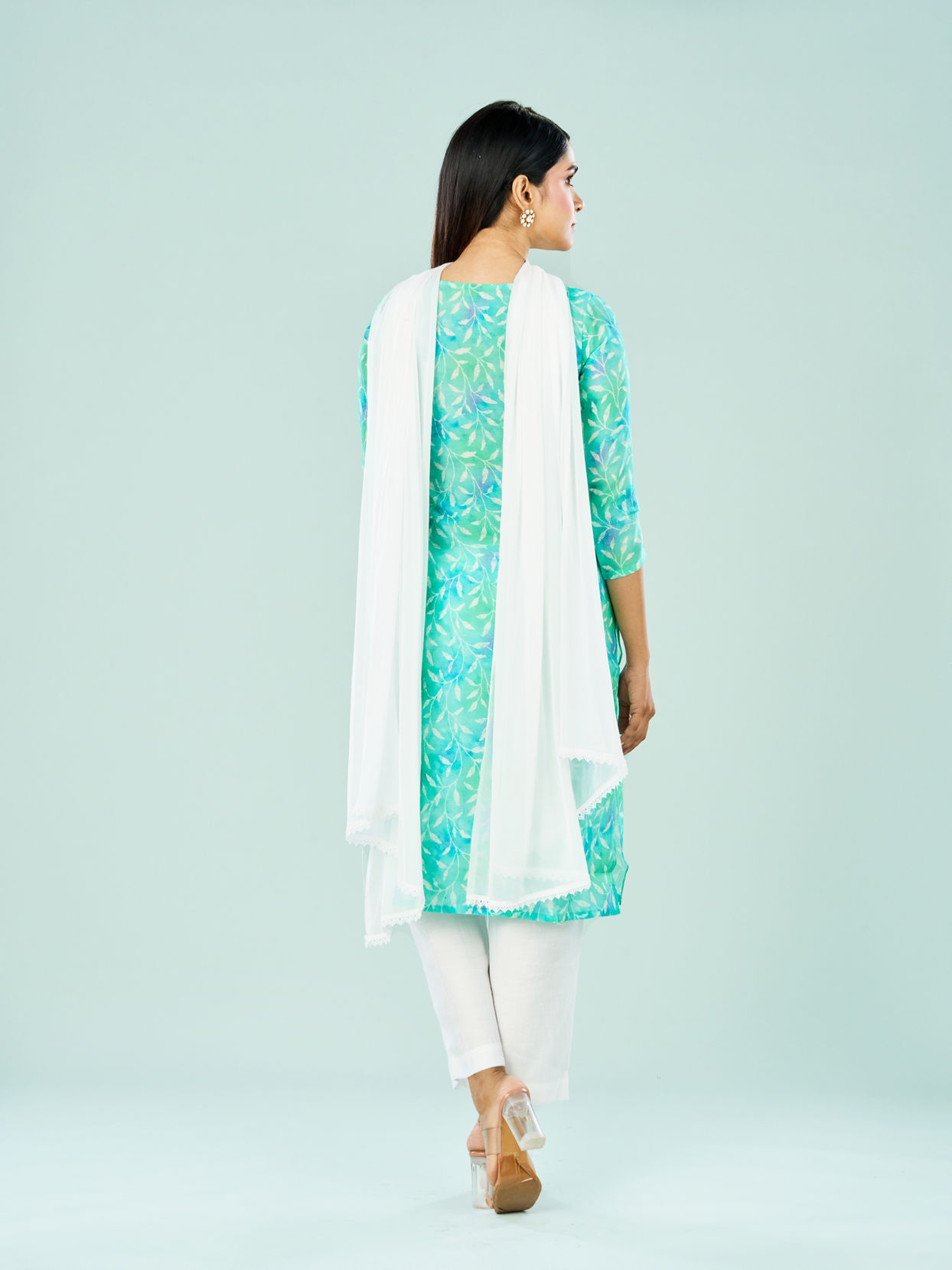 Mohey Women Ravishing Rama Green Straight Suit