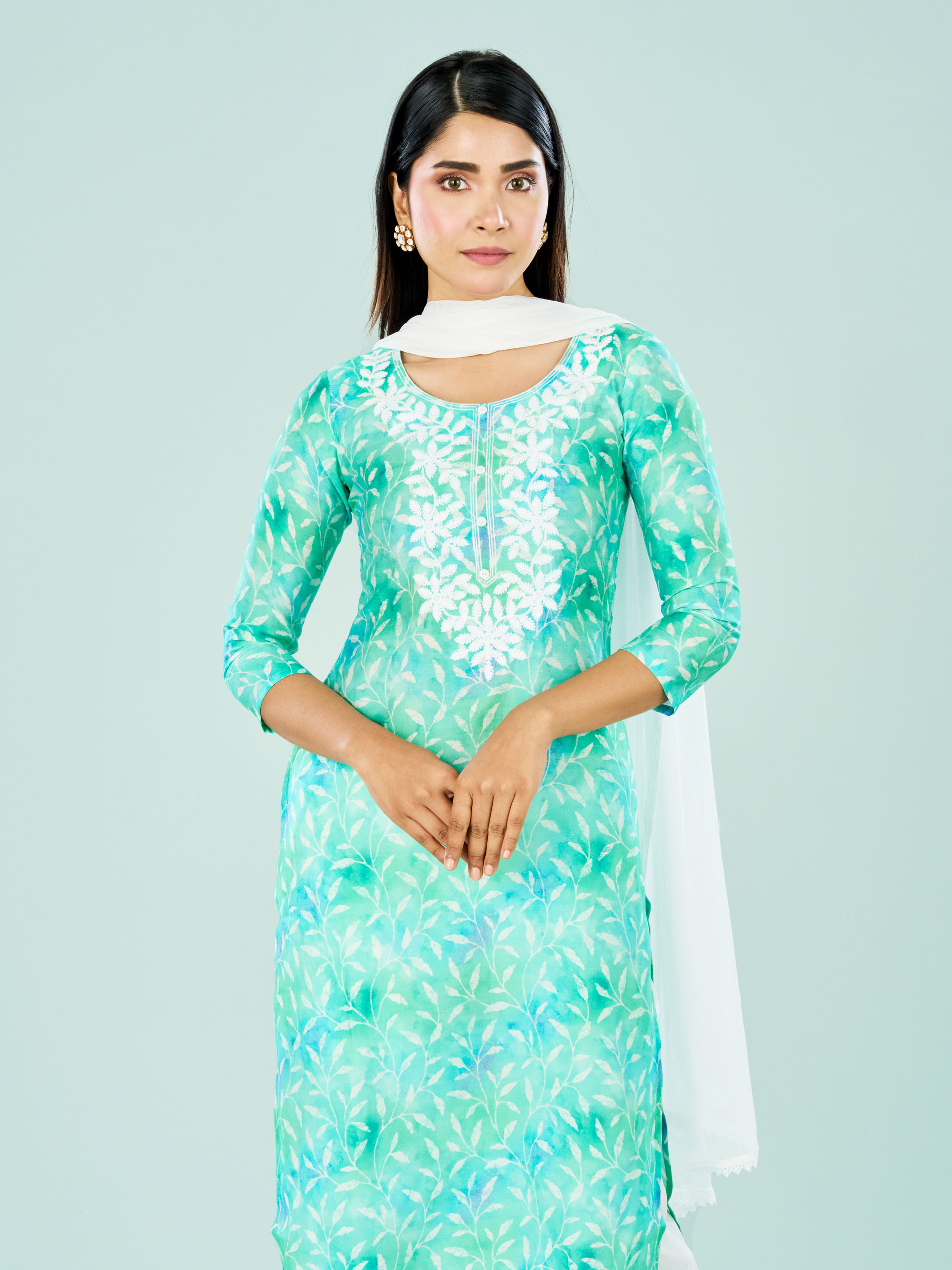 Mohey Women Ravishing Rama Green Straight Suit