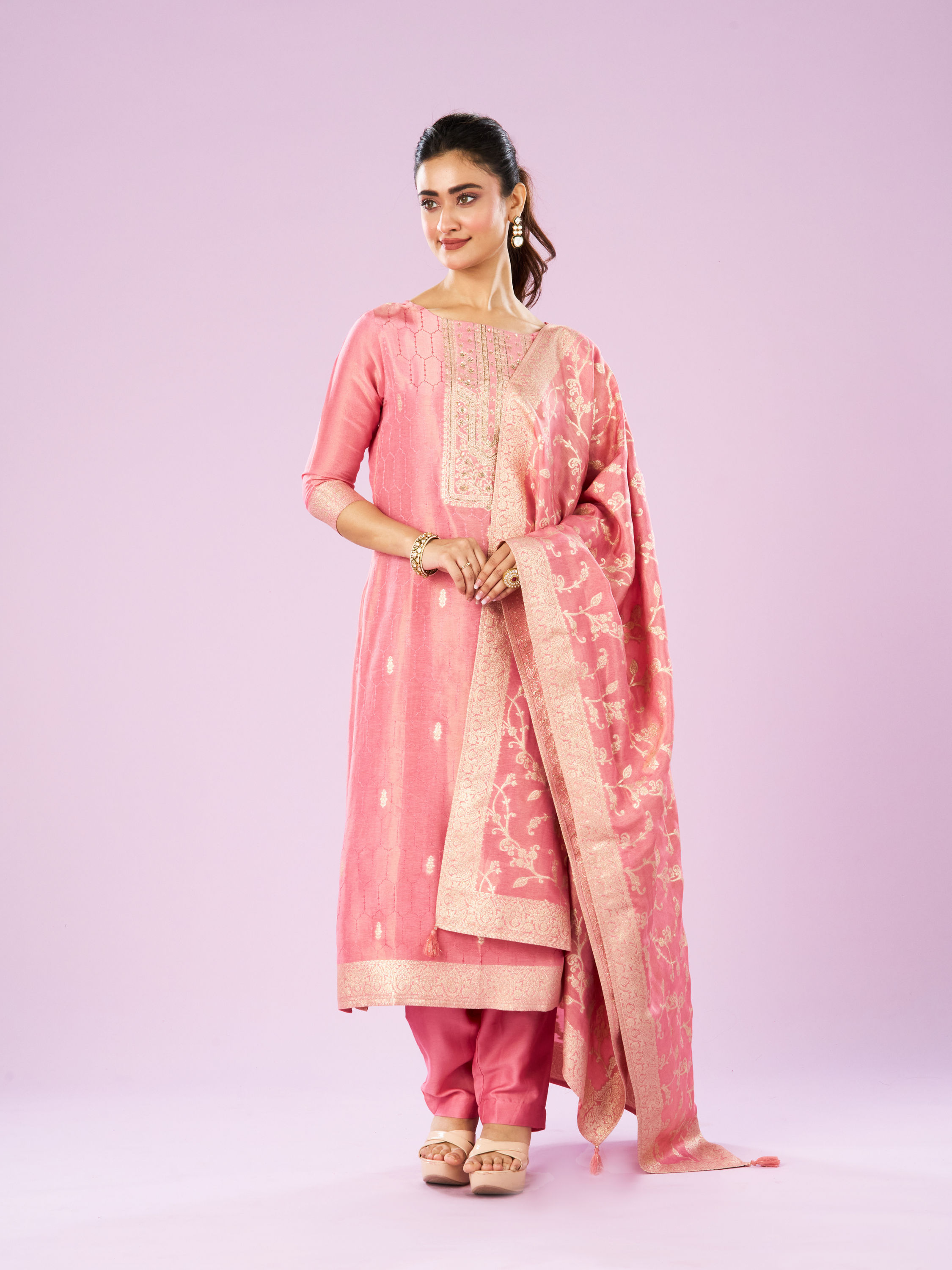 Mohey Women Pristine Pink Artistry Straight Suit
