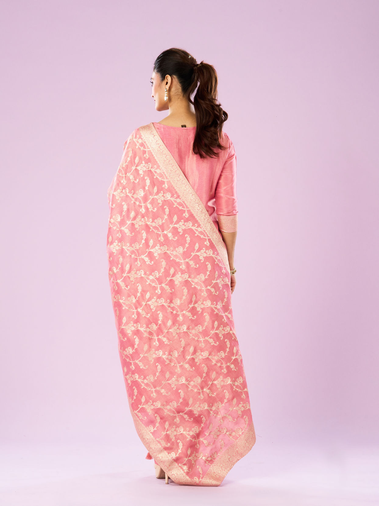 Mohey Women Pristine Pink Artistry Straight Suit