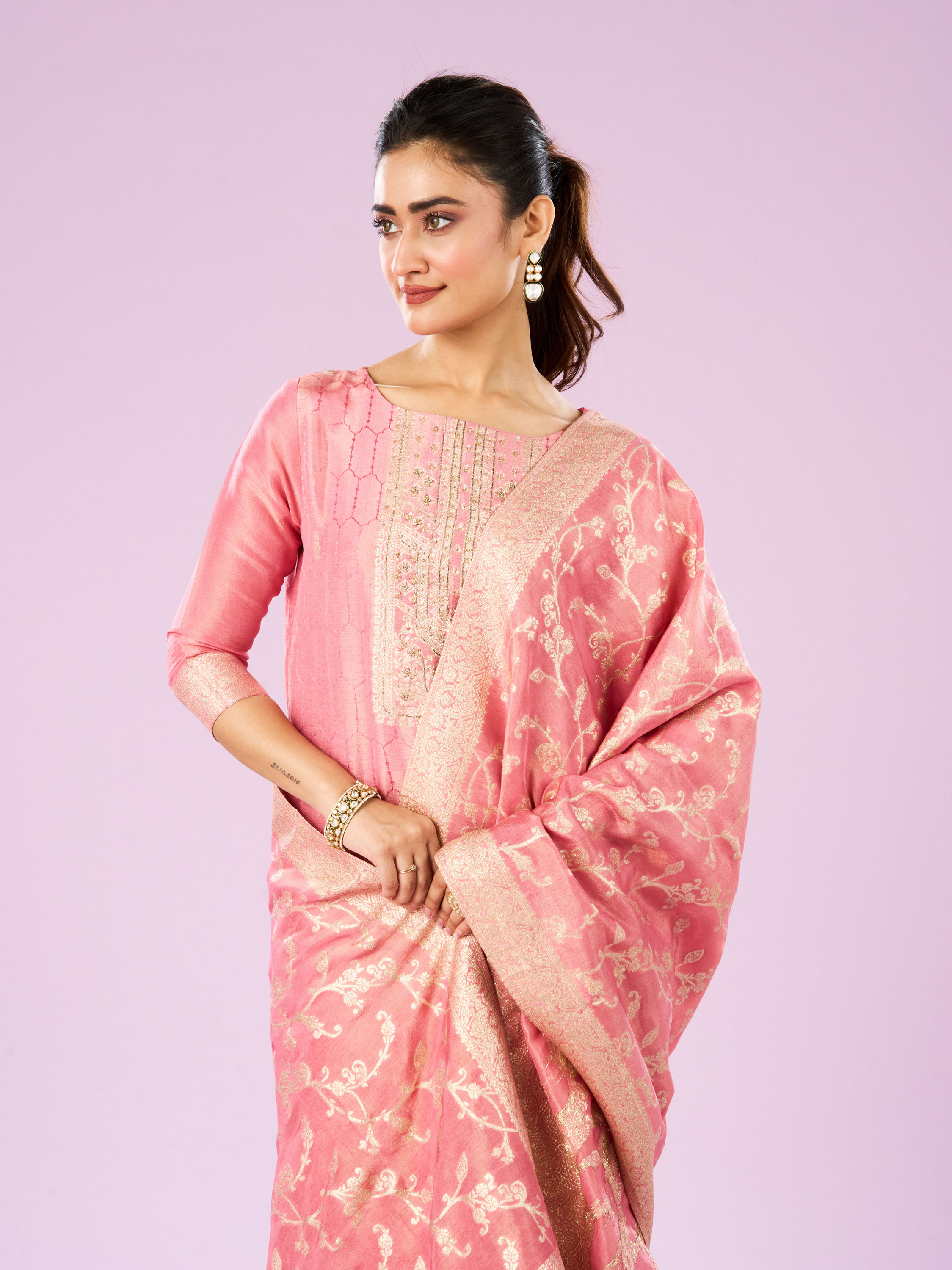 Mohey Women Pristine Pink Artistry Straight Suit