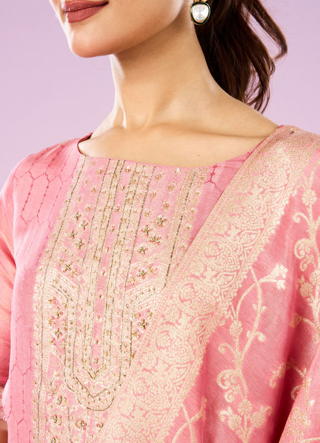 Mohey Women Pristine Pink Artistry Straight Suit
