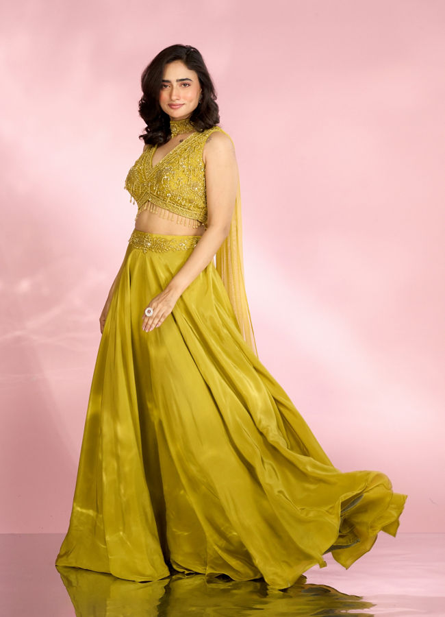 Mohey Women Emerald Enchantment Indo Western