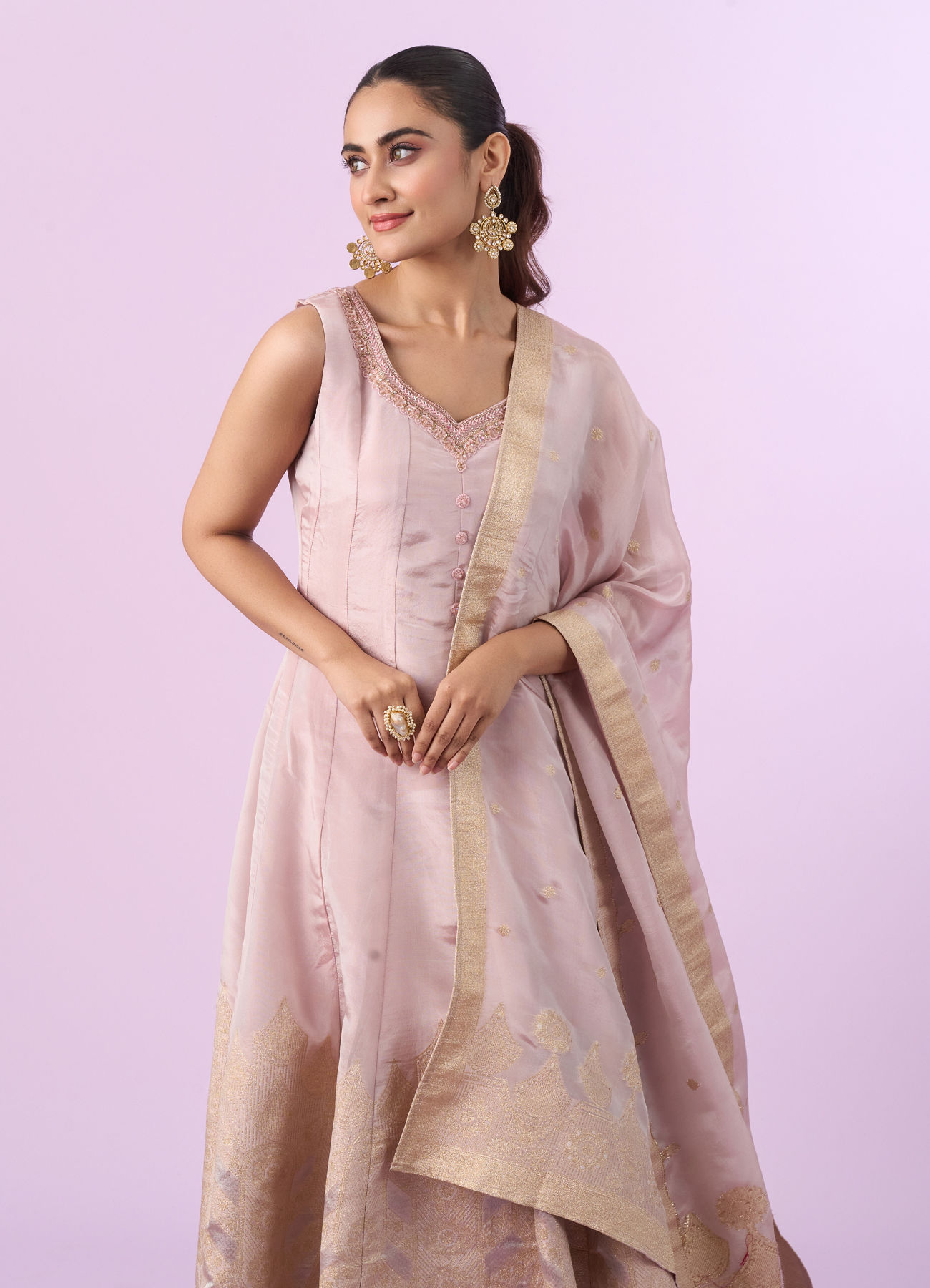 Mohey Women Pink Tissue Anarkali Suit