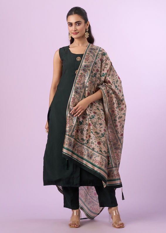 Mohey Women Emerald Green Straight Suit