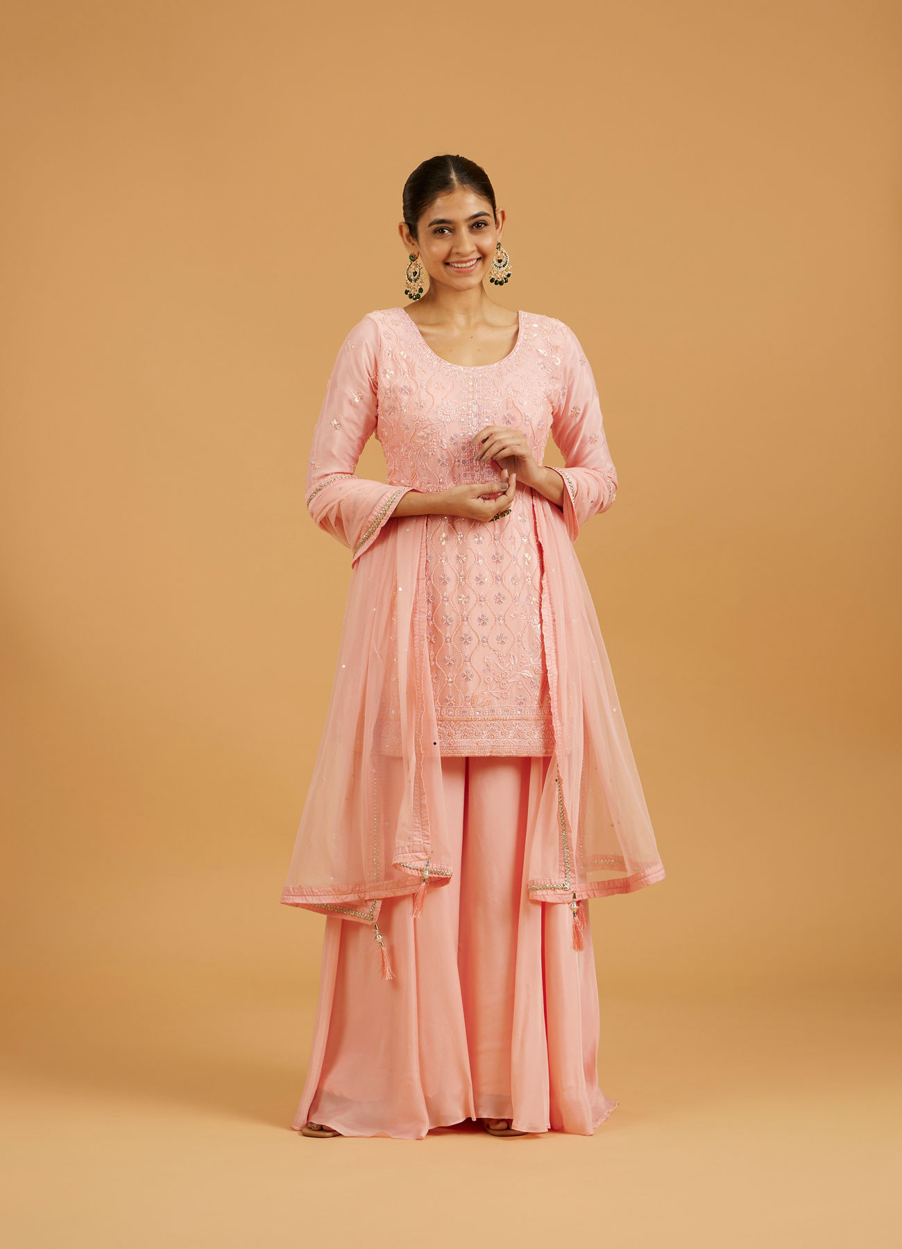 Mohey Women Light Pink Ogee Patterned Floral Embroidered Suit Set