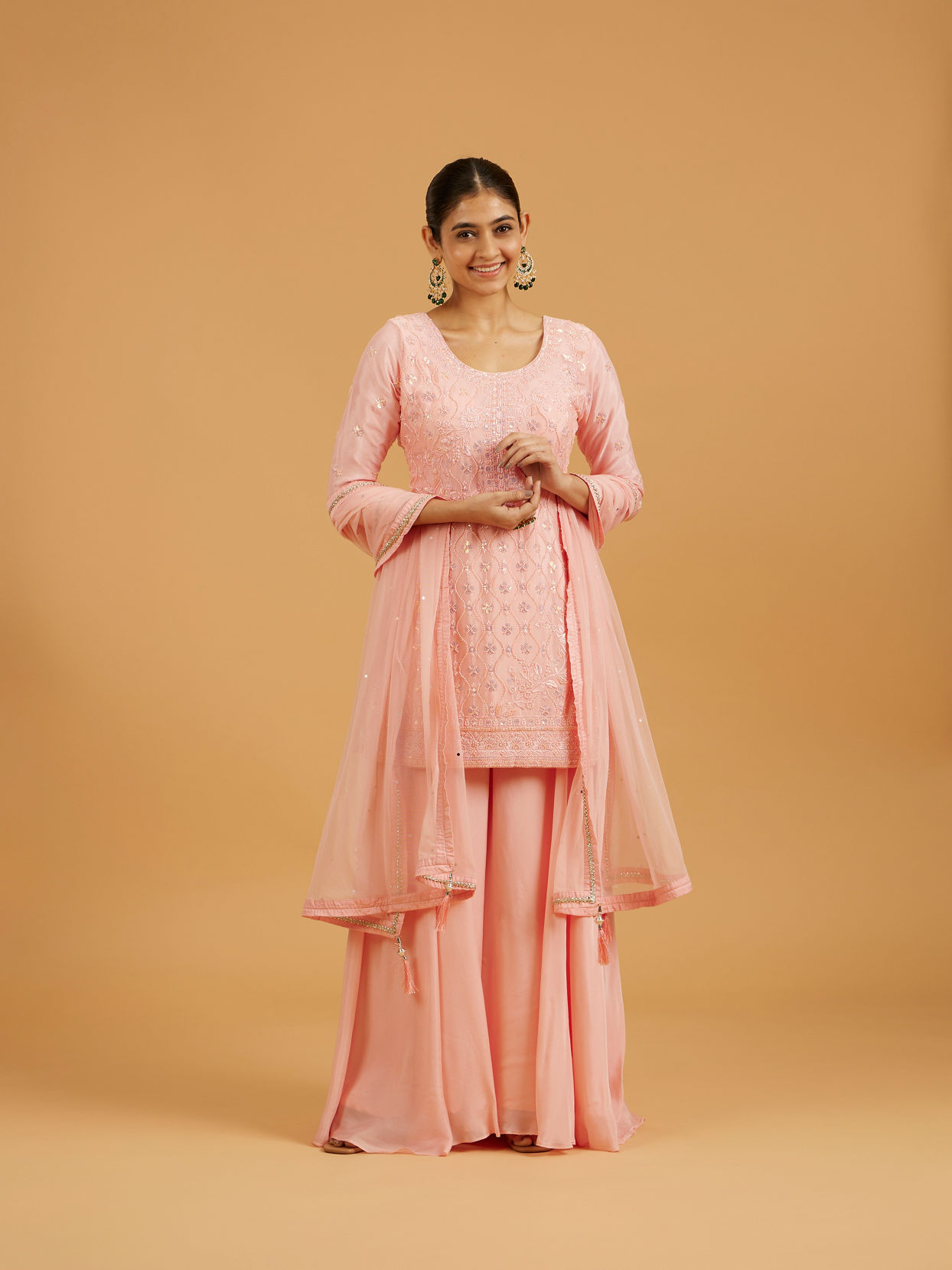 Mohey Women Light Pink Ogee Patterned Floral Embroidered Suit Set