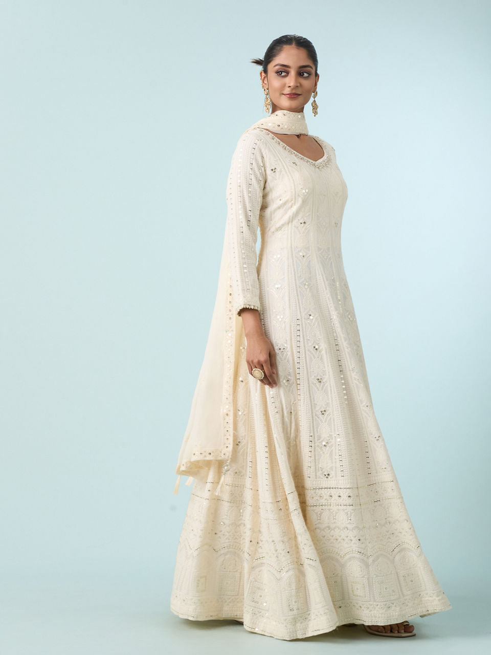 Mohey Women Glittering Georgette Cream Anarkali Suit