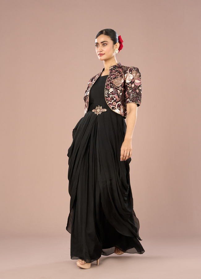 Mohey Women Black Majesty Indo Western