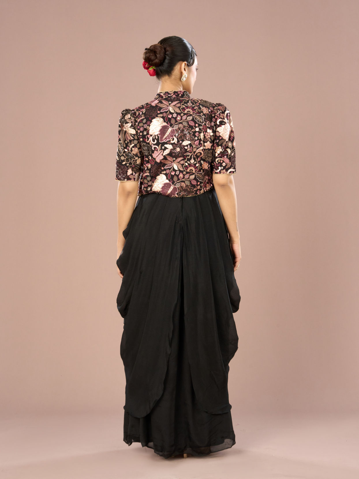 Mohey Women Black Majesty Indo Western