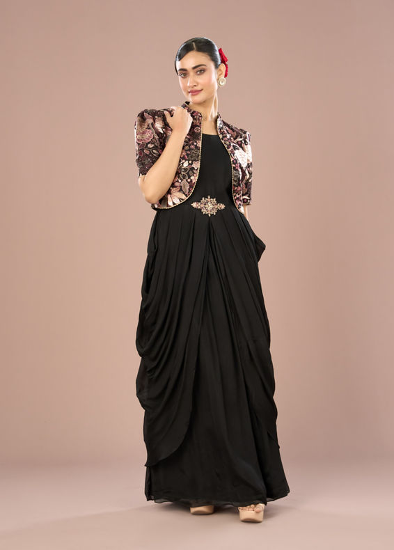 Mohey Women Black Majesty Indo Western