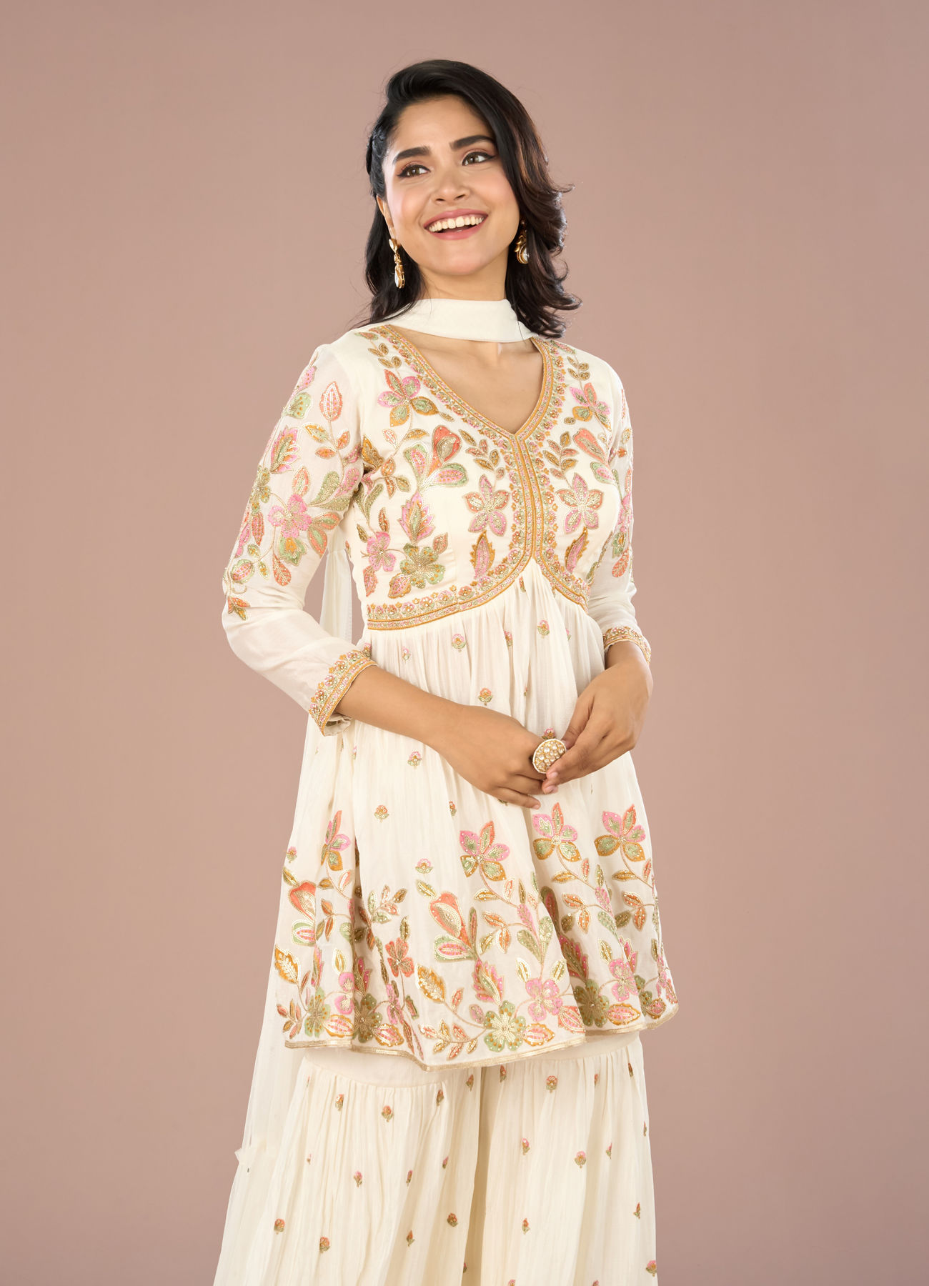 Mohey Women Elegant White Sharara Suit