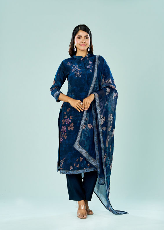 Mohey Women Indigo Blue Rayon Stitched Suit
