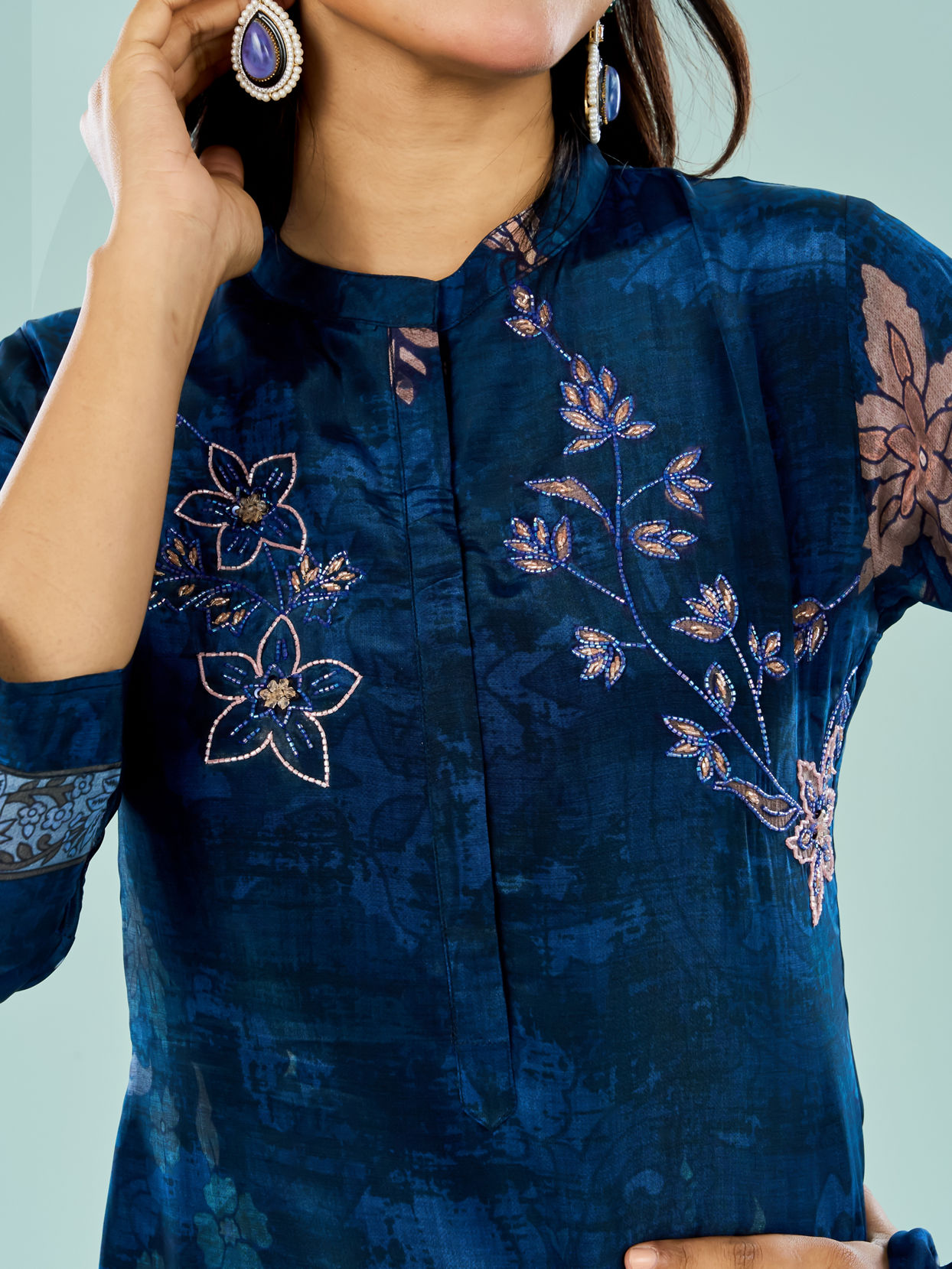 Mohey Women Indigo Blue Rayon Stitched Suit