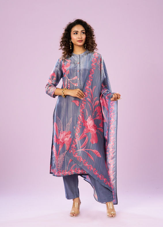 Mohey Women Elegant Indigo Blue Stitched Suit
