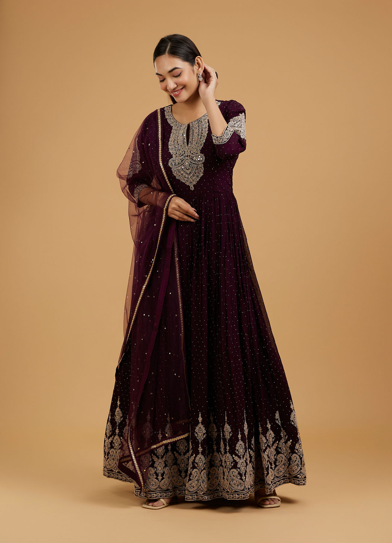 Mohey Women Dazzling Wine Georgette Anarkali Suit