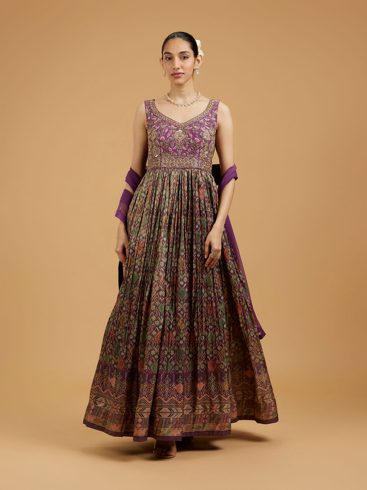 Mohey Women Graceful Purple Stitched Anarkali Suit