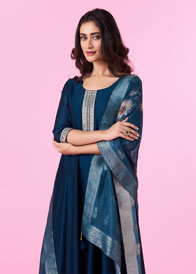 Mohey Women Tantalizing Teal Blue Anarkali Suit