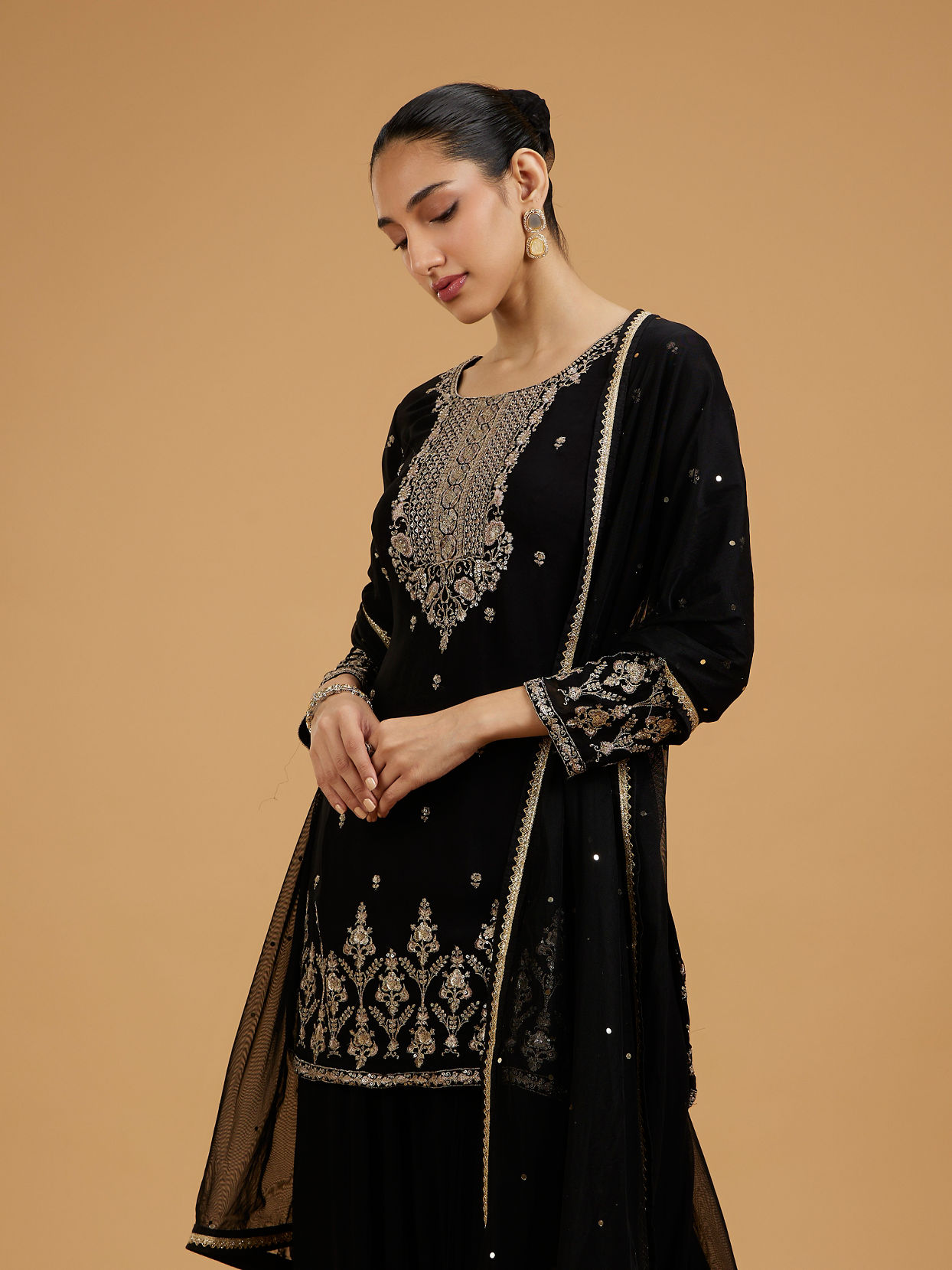 Mohey Women Elegant Black Beauty Georgette Palazzo Suit