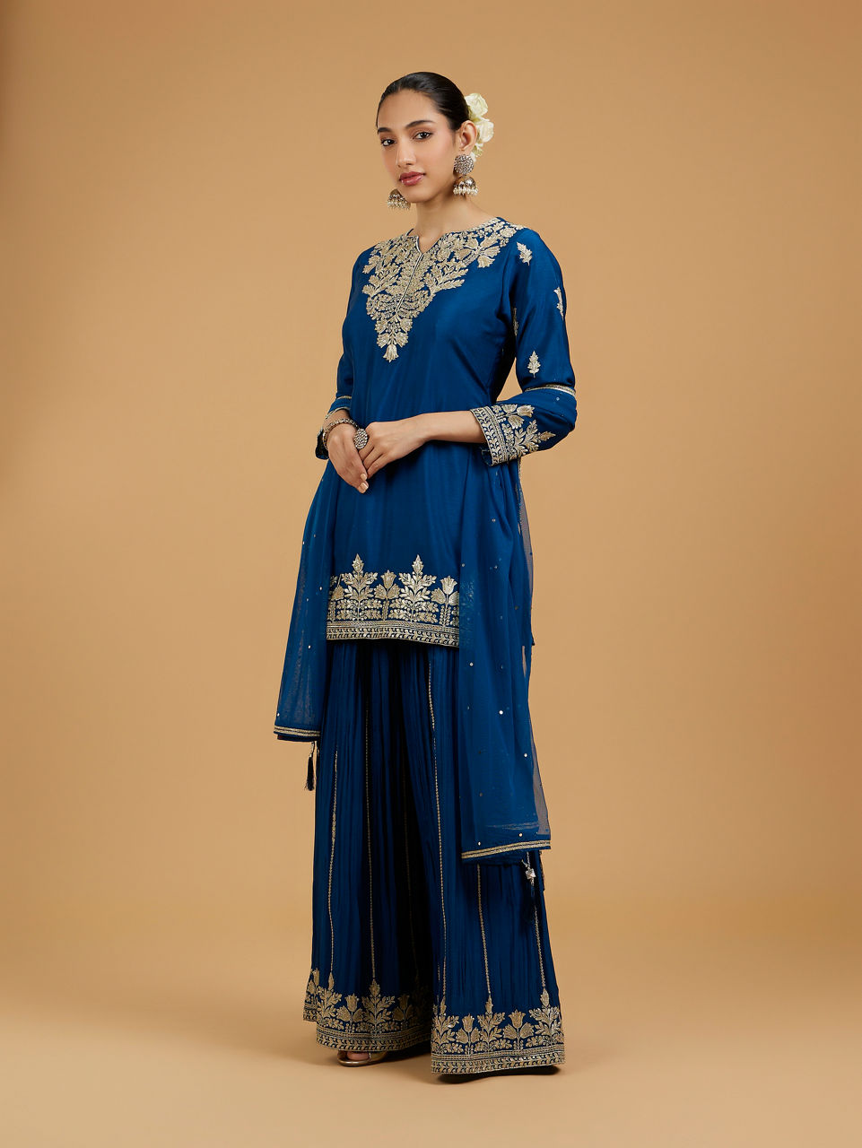 Mohey Women Blue Chinon Palazzo Suit