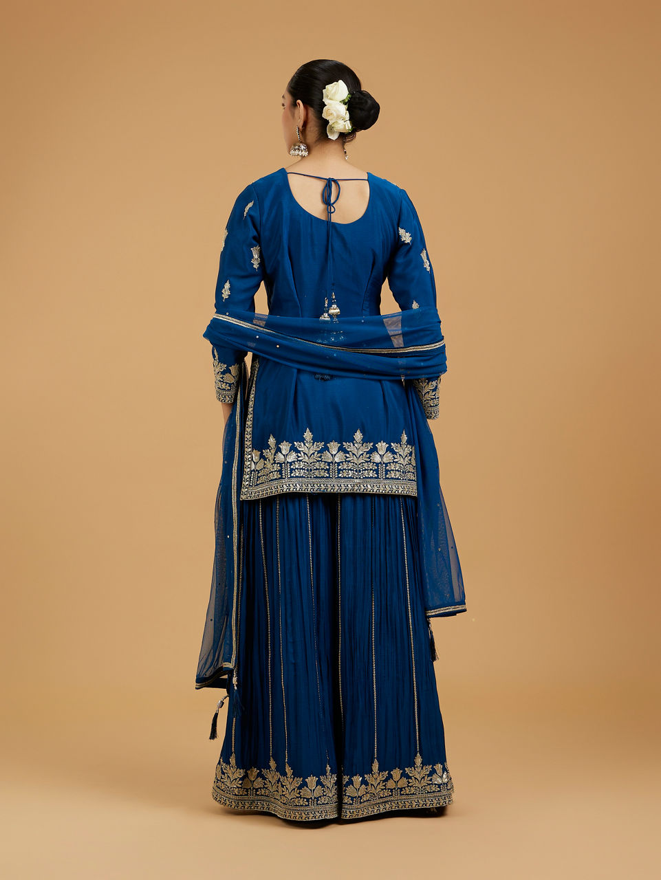 Mohey Women Blue Chinon Palazzo Suit