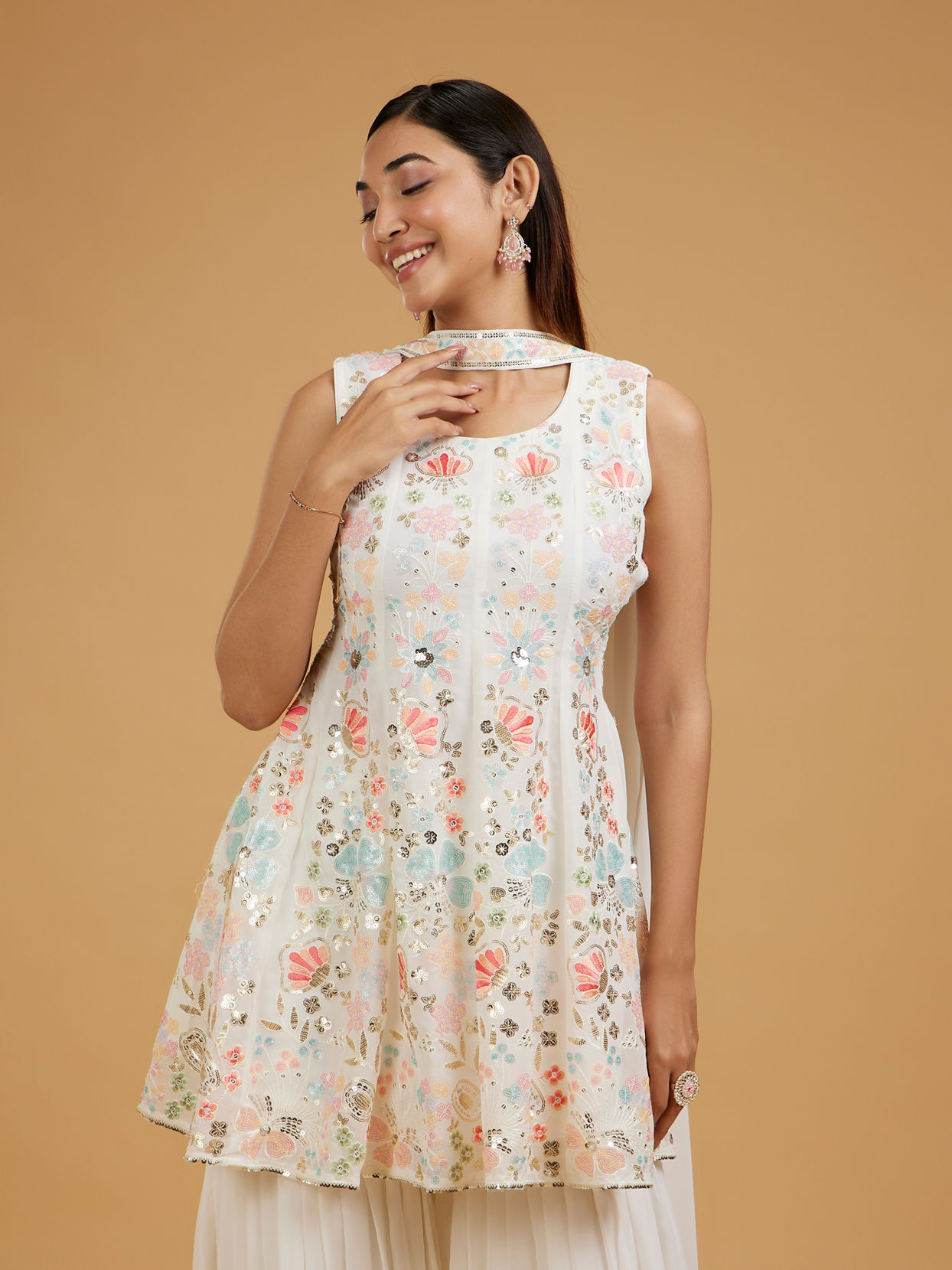 Mohey Women Elegant White Sharara Suit
