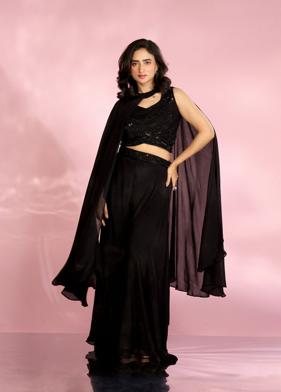 Mohey Women Black Chic Ensemble Indo Western