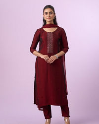 Mohey Women Maroon Ensemble of Elegance Straight Suit