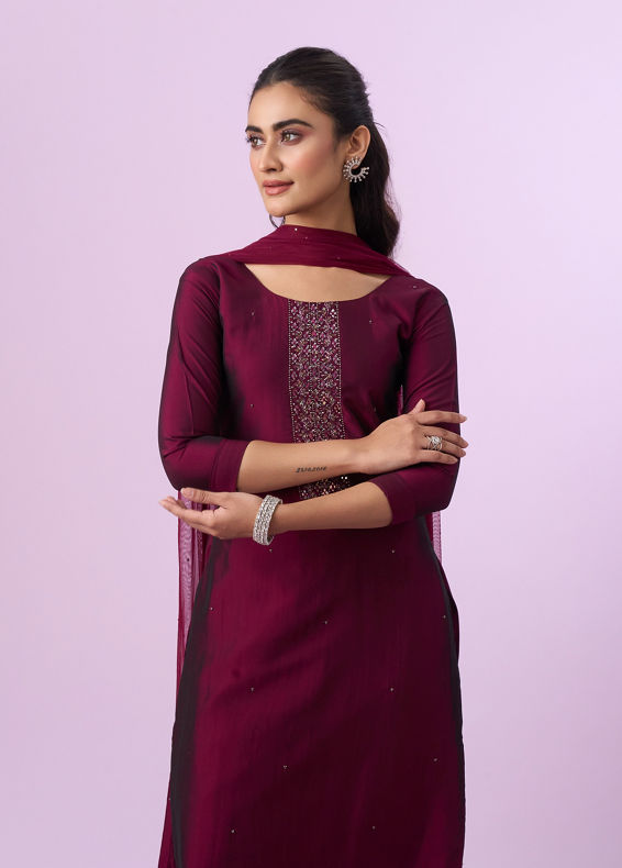 Mohey Women Wine Elegance Straight Suit