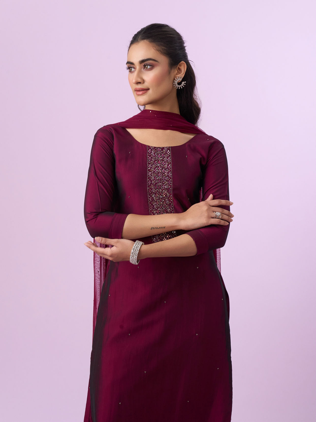 Mohey Women Wine Elegance Straight Suit