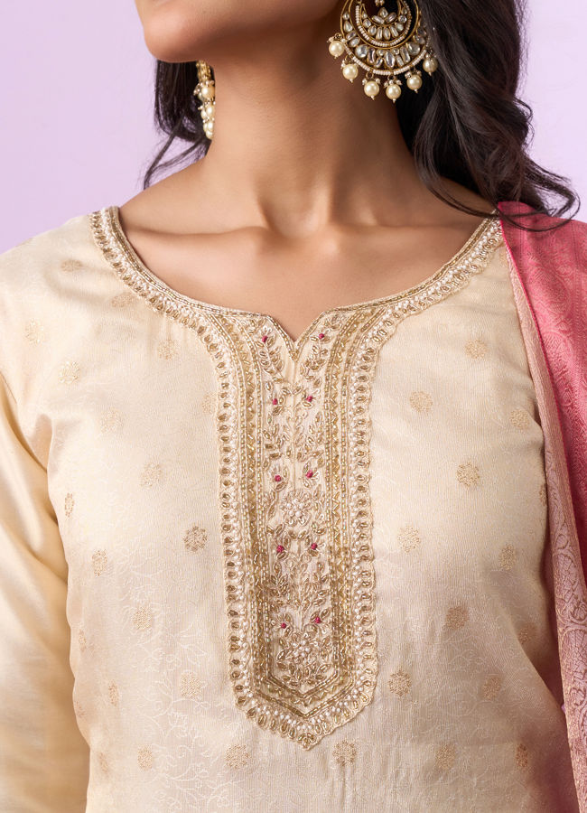 Mohey Women Dusty Pink and Cream Straight Suit