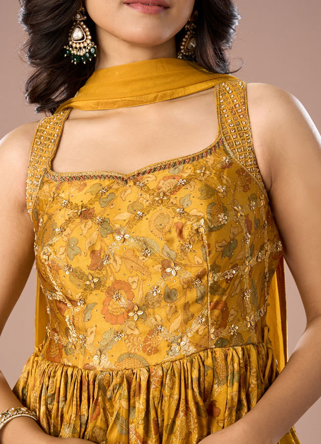 Mohey Women Mustard Georgette Palazzo Suit