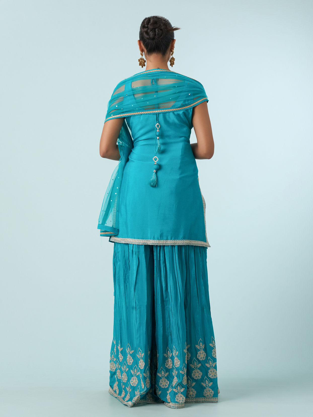 Mohey Women Blue Chinon Palazzo Suit
