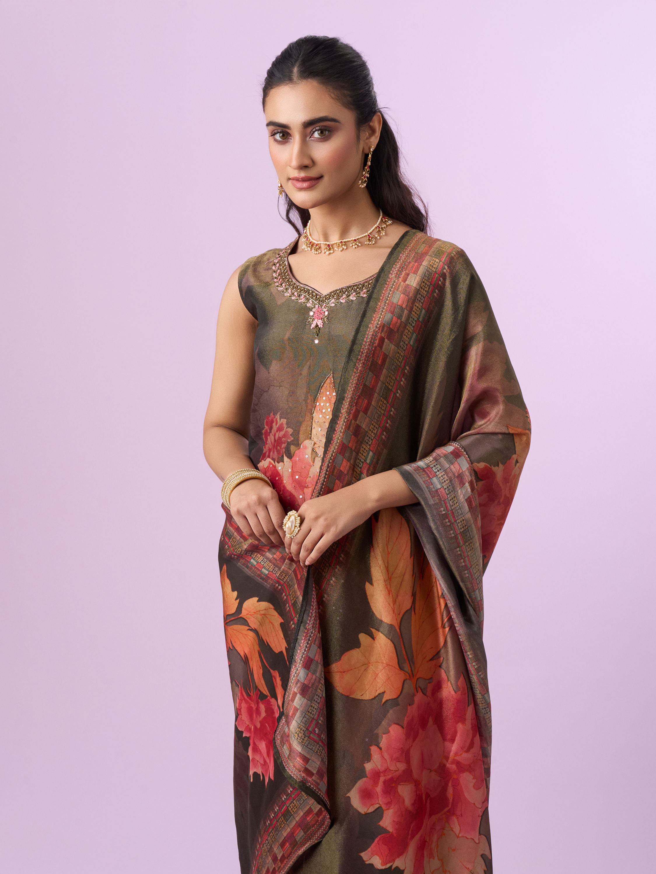 Mohey Women Emerald Splendour Straight Suit