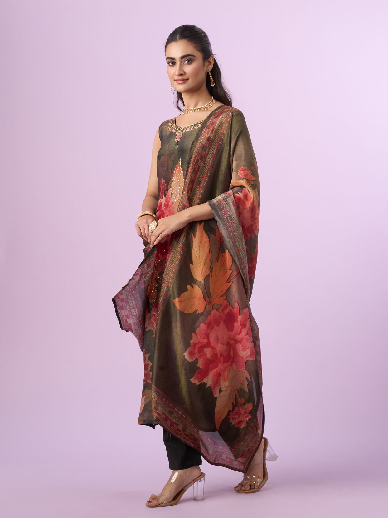 Mohey Women Emerald Splendour Straight Suit