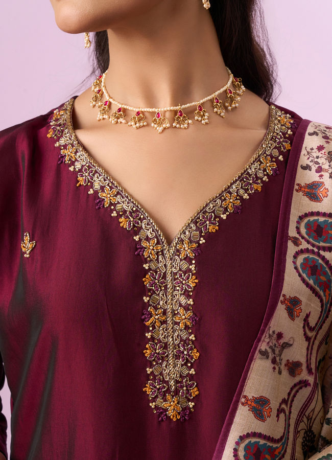 Mohey Women Wine Elegance Straight Suit