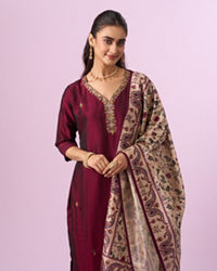 Mohey Women Wine Elegance Straight Suit