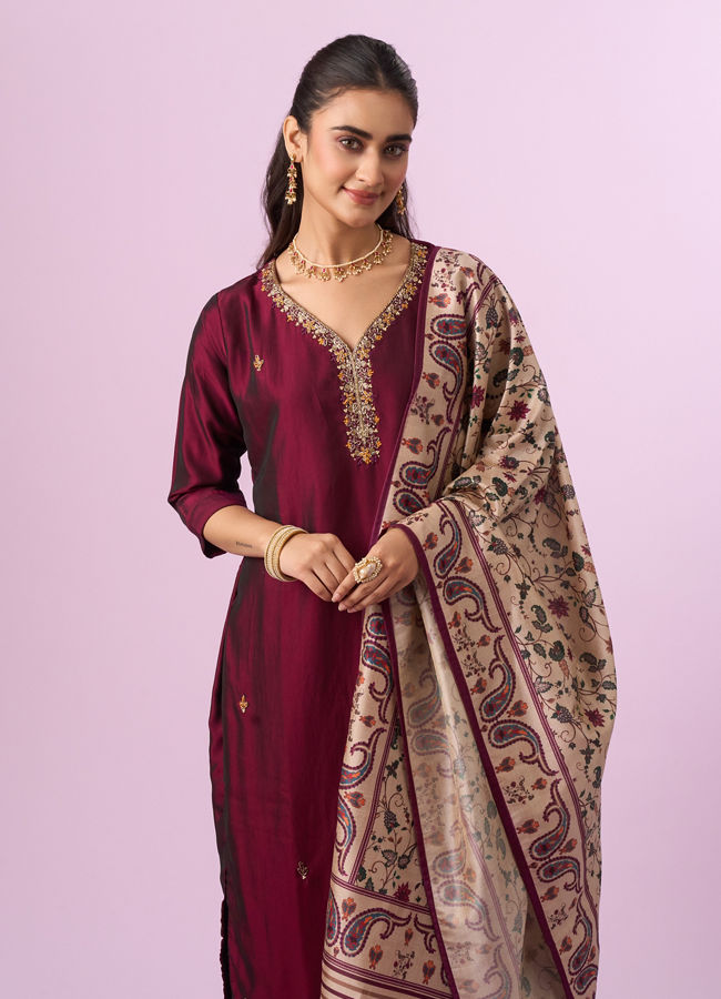 Mohey Women Wine Elegance Straight Suit