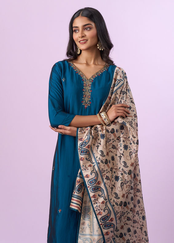 Mohey Women Enchanting Blue Straight Suit